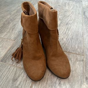 GENTLY USED - Lauren Conrad ankle booties
